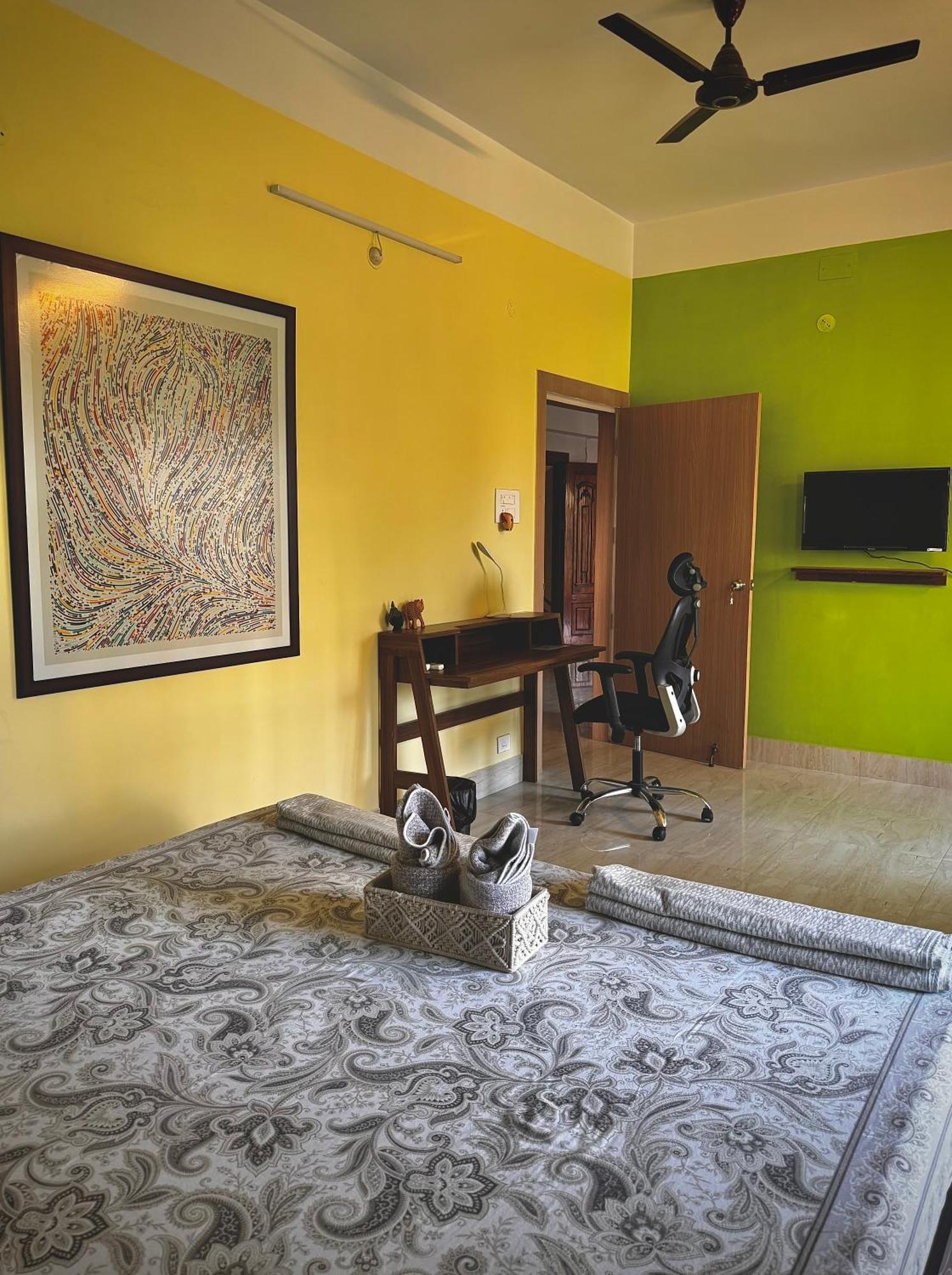 Three Little Birds Homestay Guwahati Exterior foto